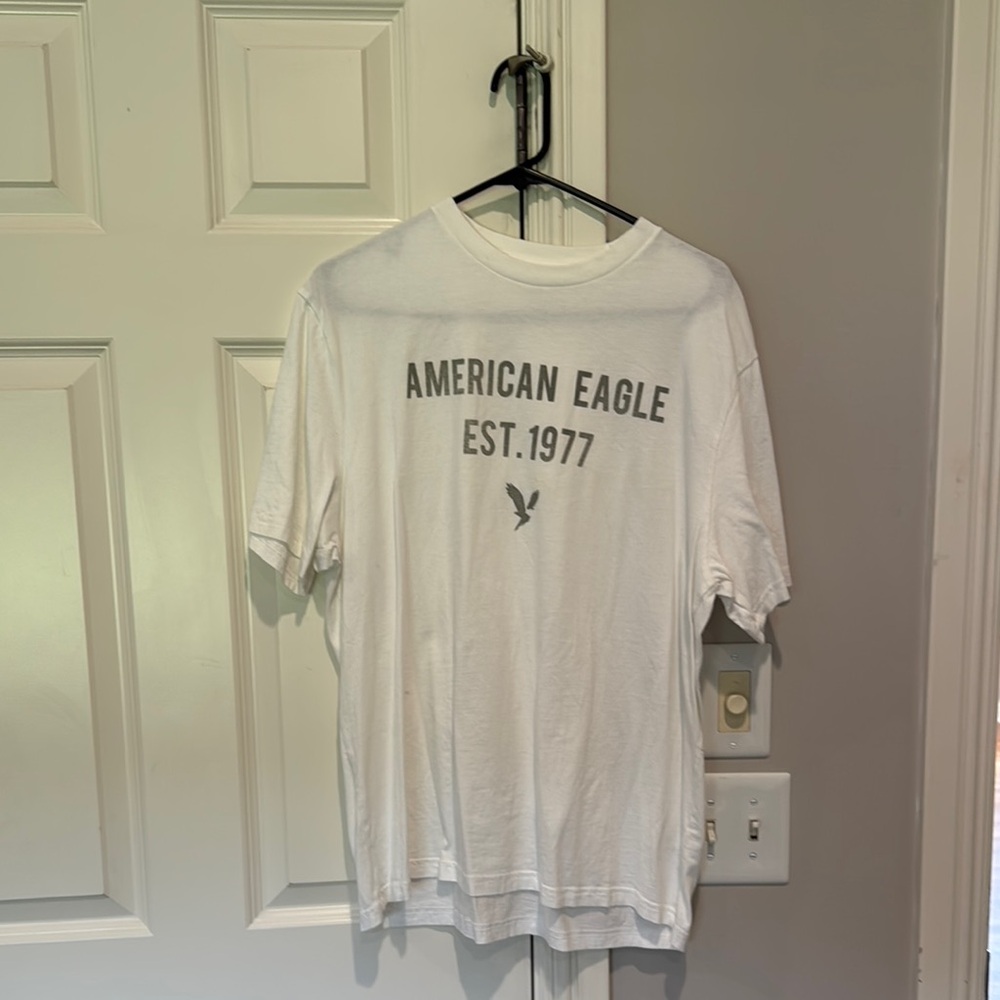 American Eagle Outfitters White Short Sleeve Tee